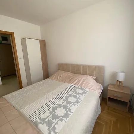 View Eia Apartment